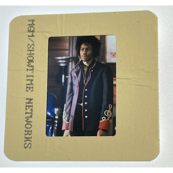 Showtime Press Kit Slide Hendrix Biography Wood Harris as Jimi Hendrix 2000 - Picture 2 of 5